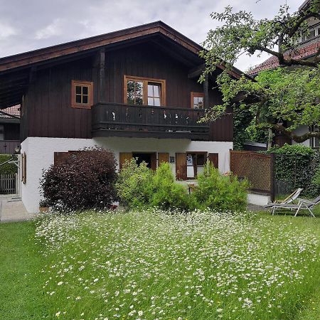 Ferienhaus Erika Garmisch-Partenkirchen Exterior photo